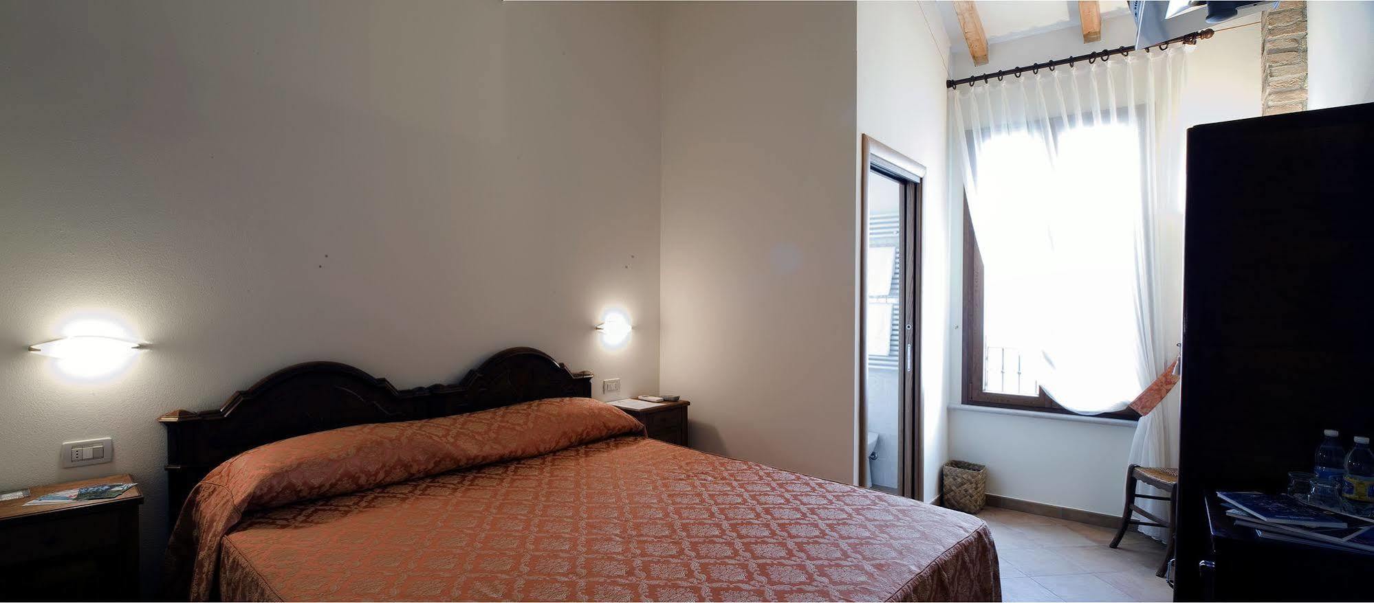 9 Muse Bed And Breakfast Canneto sull'Oglio Zewnętrze zdjęcie